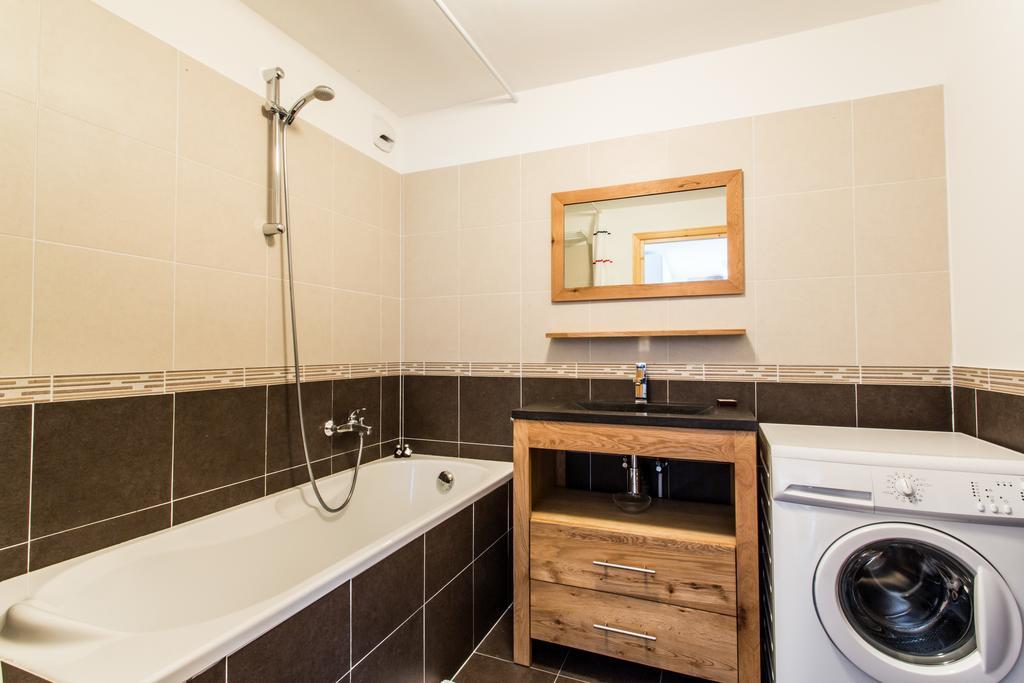Apartment Chalet Des Granges 레우쉬 객실 사진